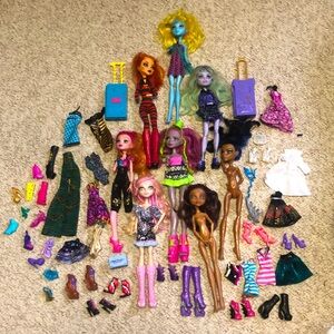 Monster High Lot Dolls Clothes Shoes